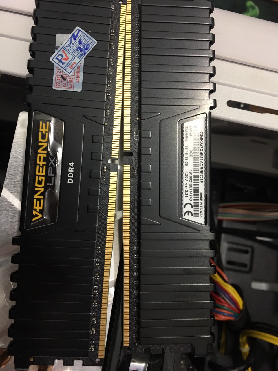 RAM desktop CORSAIR Vengeance LPX CMK8GX4M1A2666C16 (1x8GB) DDR4 2666MHz chính hãng