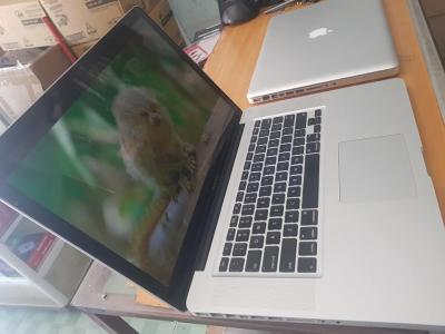 MacBook Pro A1286 i7 8gb 500gb