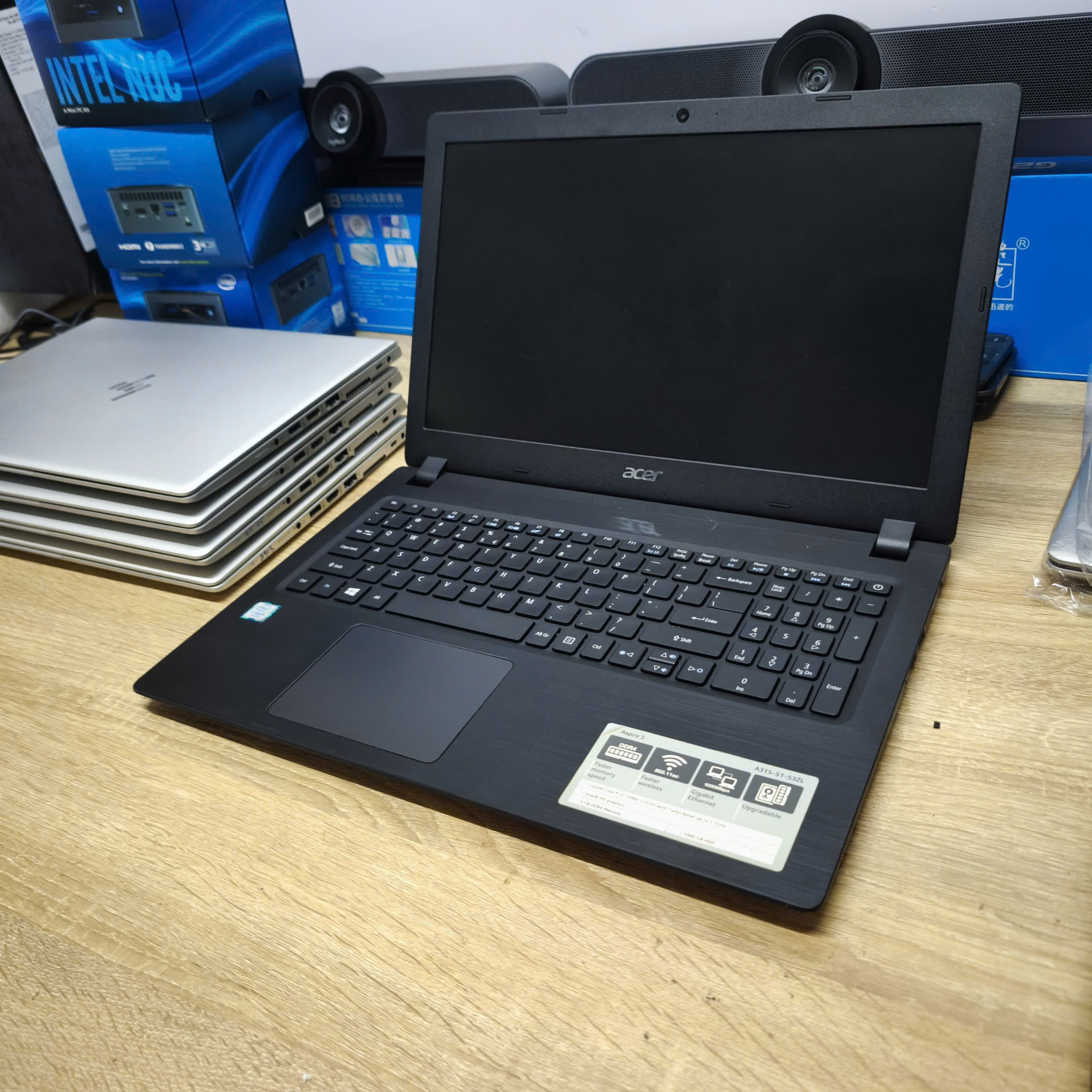 Acer A315-51| i5-7200U| 8GB RAM| 256GB SSD| 15.6″ FHD