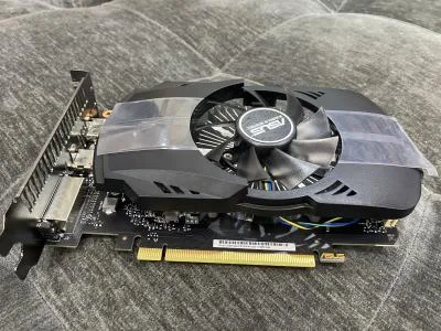 Card màn hình Asus PH-GTX1050TI-4G