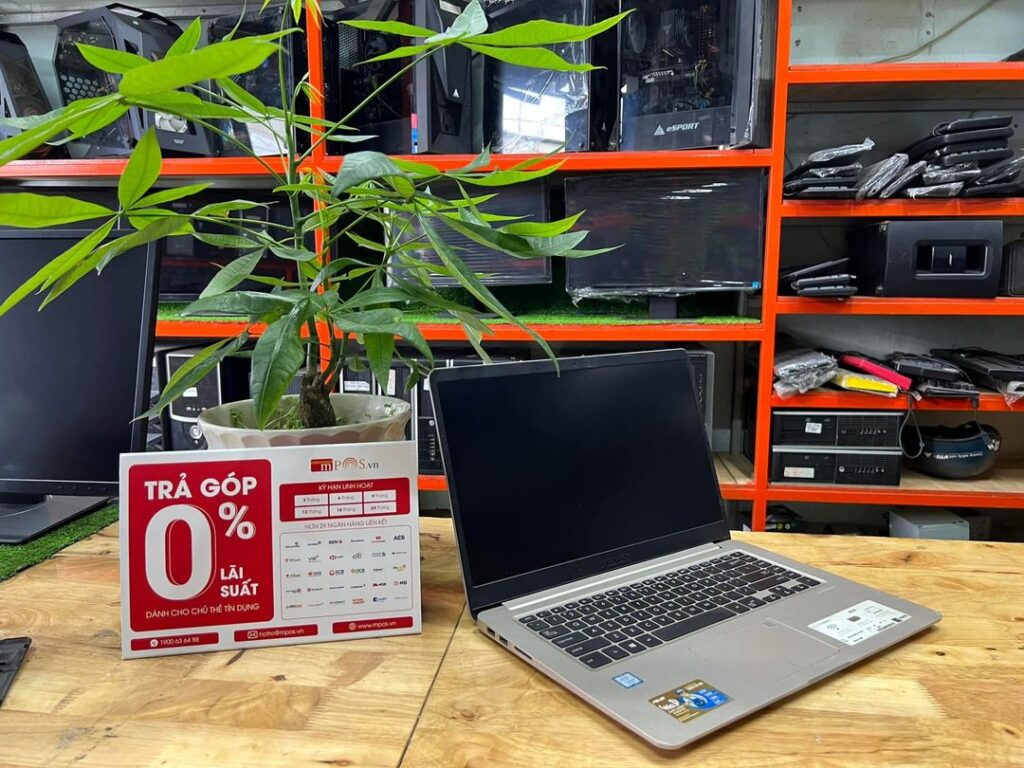 Cho thuê laptop máy tính HCM giá rẻ 50k