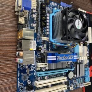 combo main gigabyte GA-880GM-UD3H VÀ CPU AMD Athlon II X4 635 2.9 GHz Quad-Core