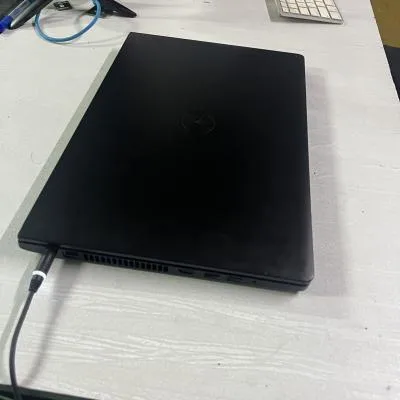 Dell-Latitude-3570-i3-6100U-8GB-SSD 128GB-Windows-10