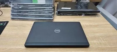 DELL Latitude 7280/ Core i5-7200u/ Ram 8GB/ SSD 256GB/ Màn hình 12.5″ HD Màn cảm ứng