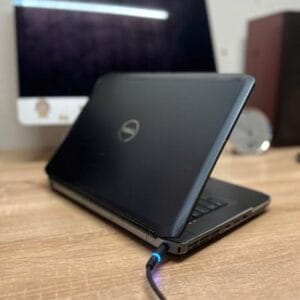 DELL LATITUDE E5430 (INTEL CORE I5-3340M 2.7GHZ, 8GB RAM, 500GB , VGA INTEL HD GRAPHICS 4000, 14 INCH )