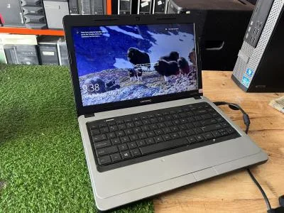 Hp cq43 i3-2330m 4gb ssd 128gb màn 14in