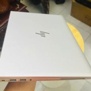 Laptop Cũ HP Elitebook 840 G8 - Intel Core i5-1135G7 | 16GB | 256GB | 14 Inch Full HD