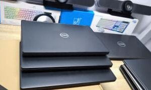 Laptop DELL Latitude 5490 / I5 7200U / 8GB RAM / 256GB SSD / Màn 14 inch FHD / Kèm sạc - Hàng cũ đẹp