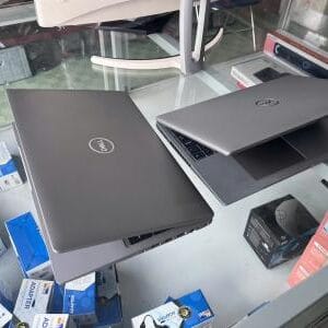 Laptop Dell Latitude 5520 (Core i5 1145G7/ 8GB/ 256GB SSD