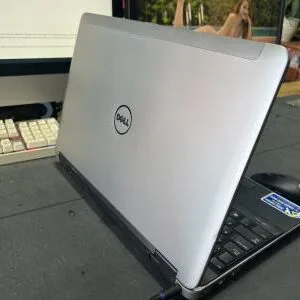 Laptop Dell Latitude E6540 (Core i5 4300M, RAM 4GB, SSD 180GB HDD 500GB, Intel HD Graphics 4600, 15.6 inch)