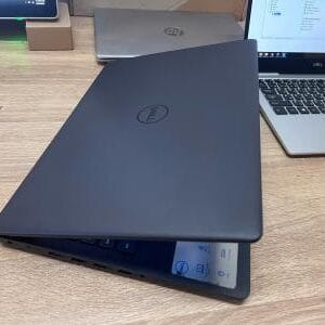Laptop Dell Vostro 3500 (i5-1135G7/8GB/256GB/MX330-2GB/15.6