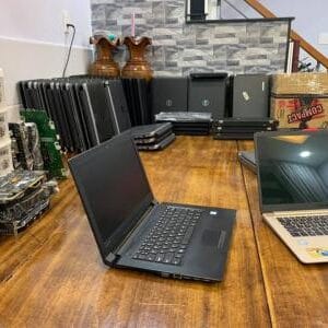 Laptop Lenovo V310-14ISK 80SX004NVN - Intel core i3-6006U, 4GB RAM, ssd 128 m2 , Intel HD Graphics 520, 14 inch pin trâu