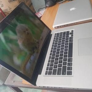 MacBook Pro A1286 i7 8gb 500gb