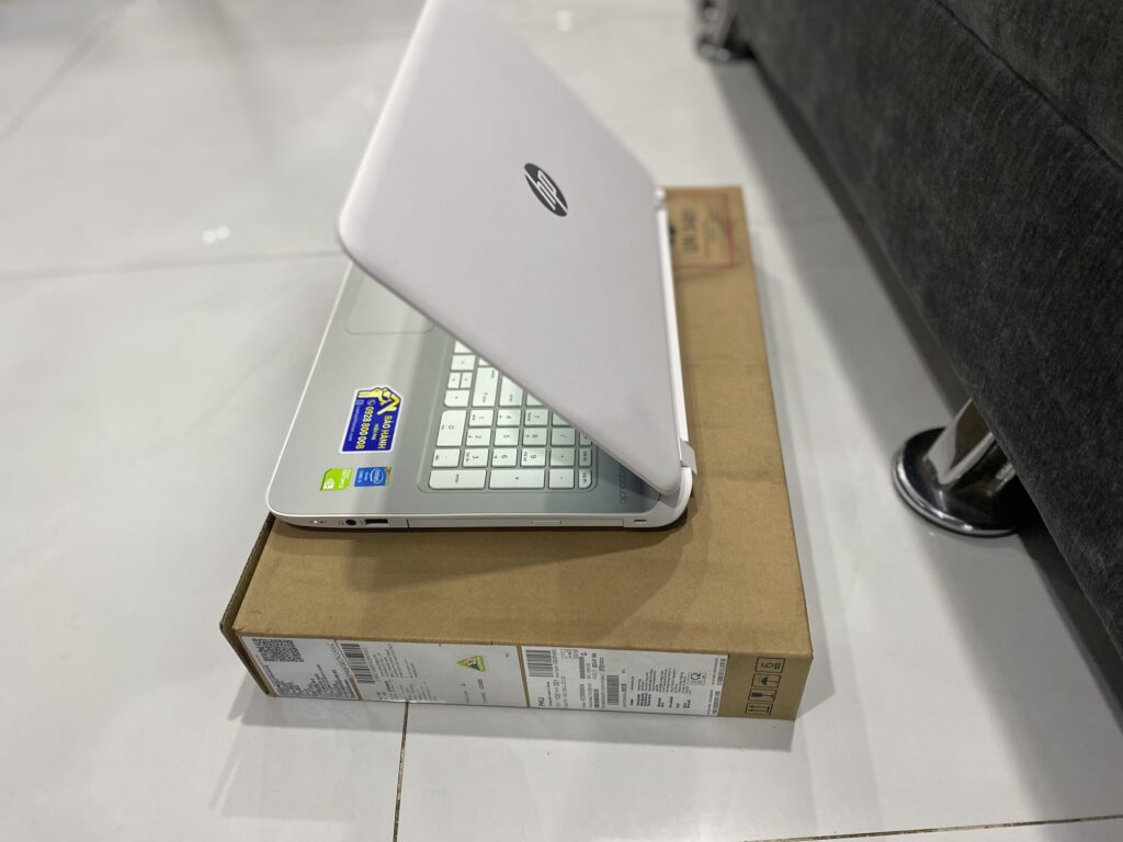 Thu mua laptop cũ giá cao tận nơi Quận 12