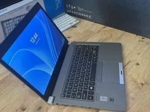 Toshiba Satellite Portege Z30-B 13.3in Laptop, Core i7-5600U-2.6GHz, 16Gb ram, SSD 512Gb