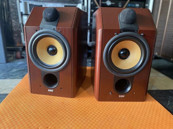 thu-mua-loa-cu-gia-cao-quan 12