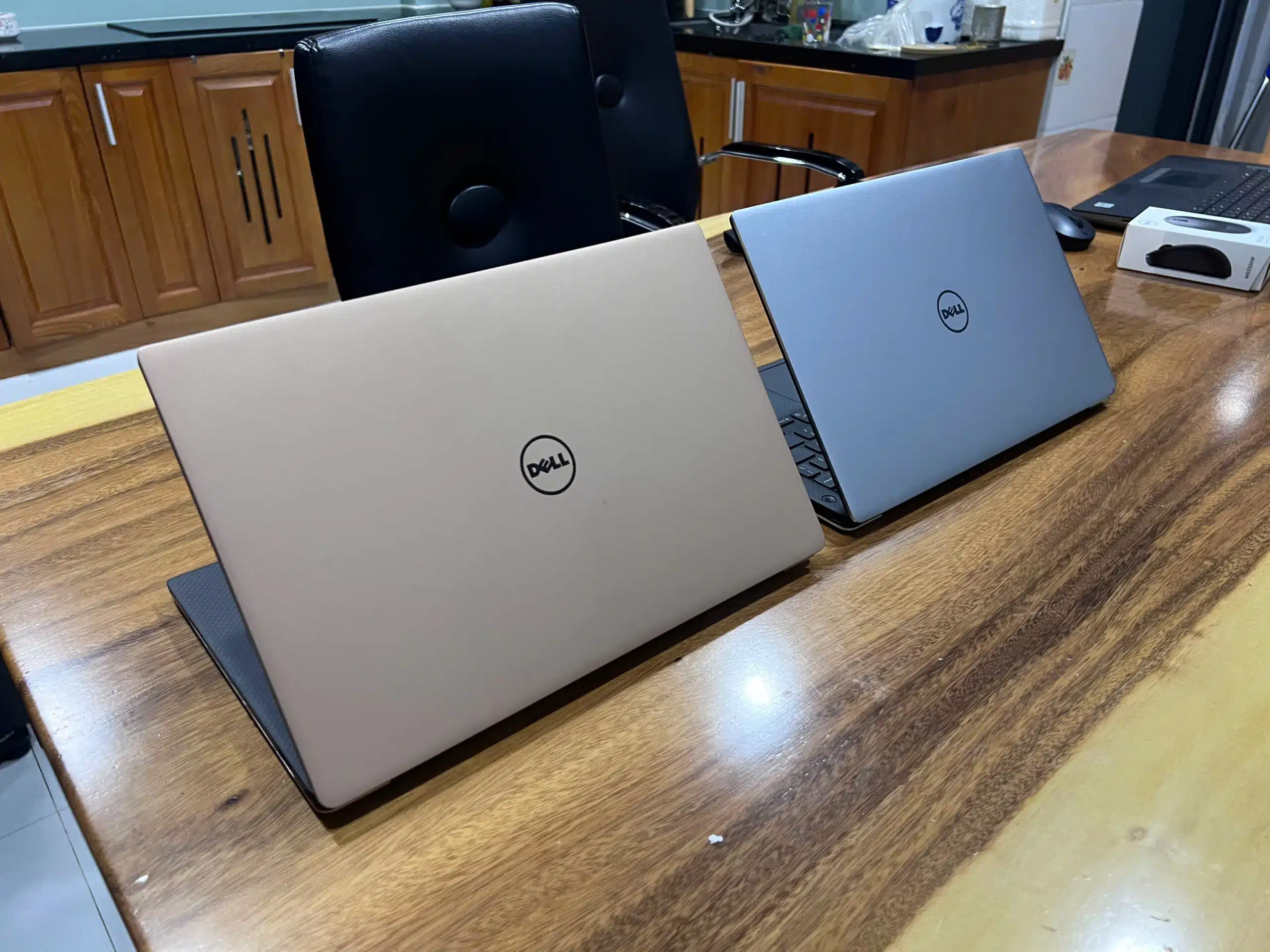 Dell XPS 13- 9360/ Core i5- 8250U/ RAM 8GB/ SSD 256GB/ Màn 13.3” FHD IPS - Ảnh 4