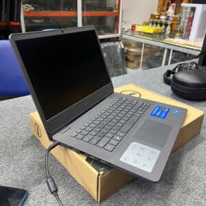 Laptop Dell Vostro 3400 (i3 1115G4/8GB/256GB SSD/14.0 inch FHD) – Giá Rẻ, Hiệu Năng Ổn Định Tại Laptop Thiên Ân