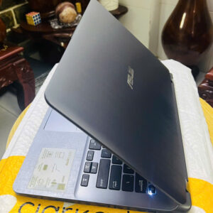 Laptop ASUS X407UA