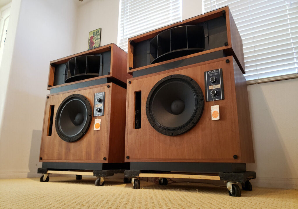 thu mua loa amply cu tphcm