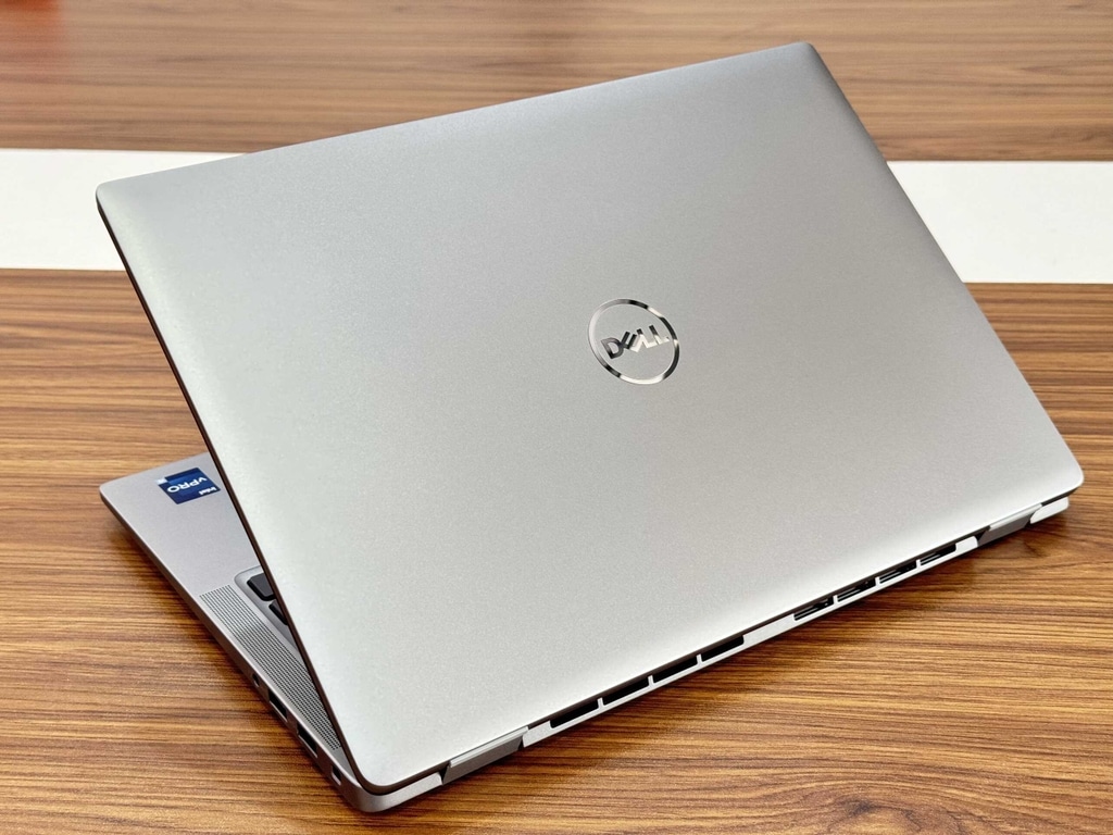 Dell Latitude 7440