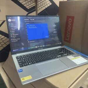 ASUS Vivobook X1505VA: Màn OLED 2.8K 120Hz, Core i7-13700H Cực Mạnh