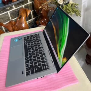 Laptop Acer Swift 3 SF314 511 55QE i5 1135G7/16GB/512GB/Win11