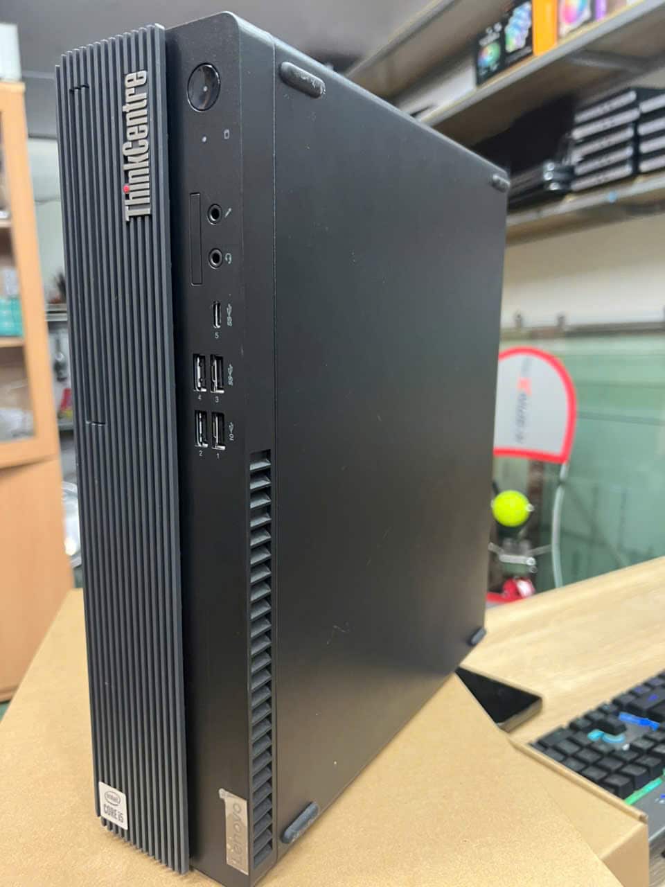 Lenovo ThinkCentre M70s Core i5-10500 RAM 16GB SSD NVMe 256GB – Máy Tính Văn Phòng Hiệu Năng Cao