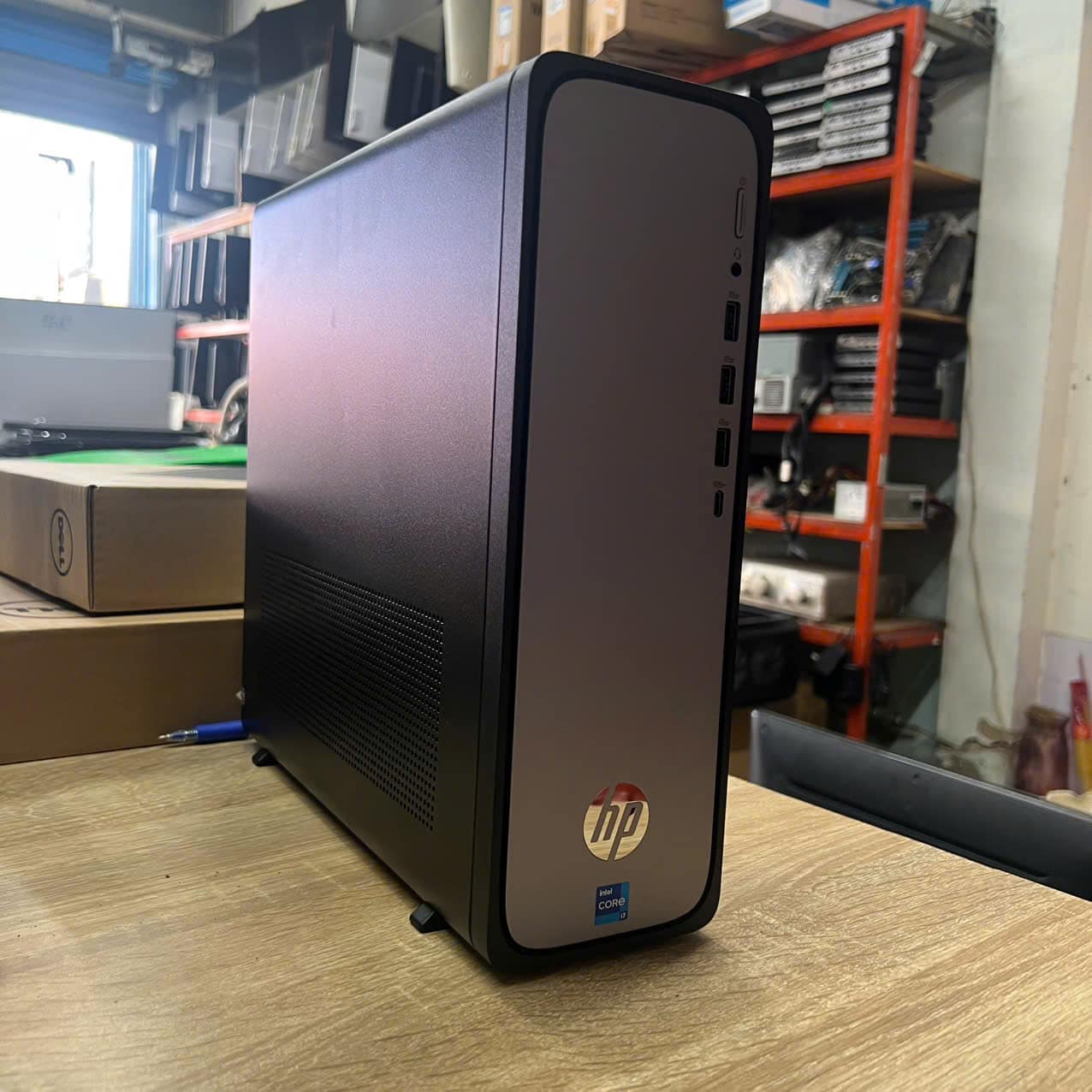 HP OmniDesk S03-0042d Core i7-14700 | Desktop Văn Phòng Hiệu Năng Cao, RAM 16GB DDR5, SSD 512GB Gen4