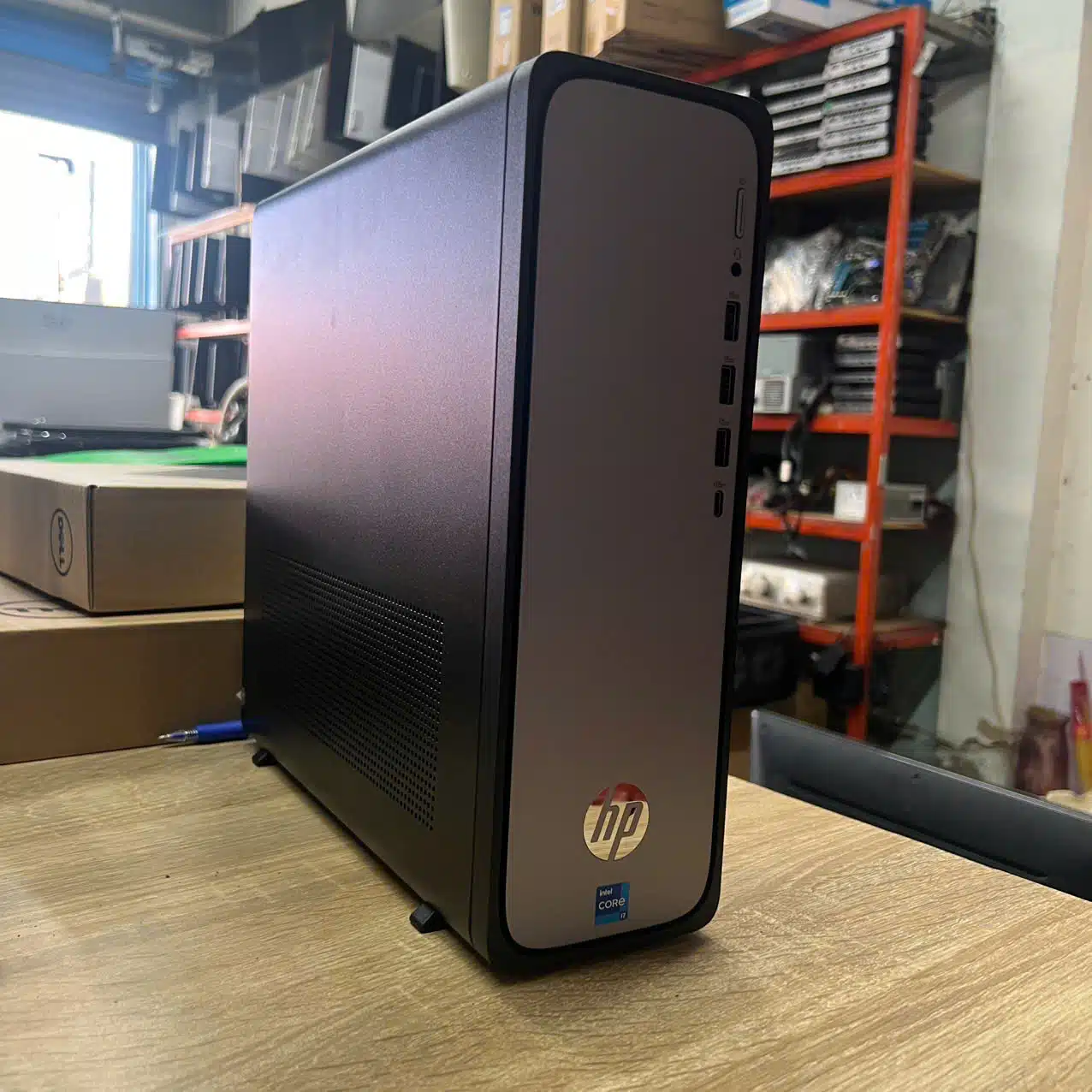 HP OmniDesk S03-0042d Core i7-14700 | Desktop Văn Phòng Hiệu Năng Cao, RAM 16GB DDR5, SSD 512GB Gen4