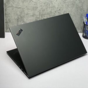 Lenovo ThinkPad P1 Gen 2 – i7-9850H / RAM 16GB / SSD 512GB / 15.6" FHD